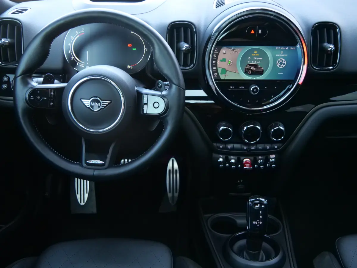 2.0 Cooper S John Cooper Works 179 Pk Automaat Navi / DAB / Apple Carplay / Camera