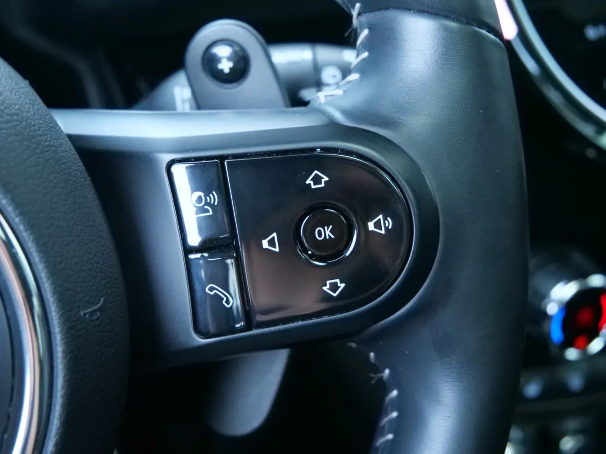 2.0 Cooper S John Cooper Works 179 Pk Automaat Navi / DAB / Apple Carplay / Camera