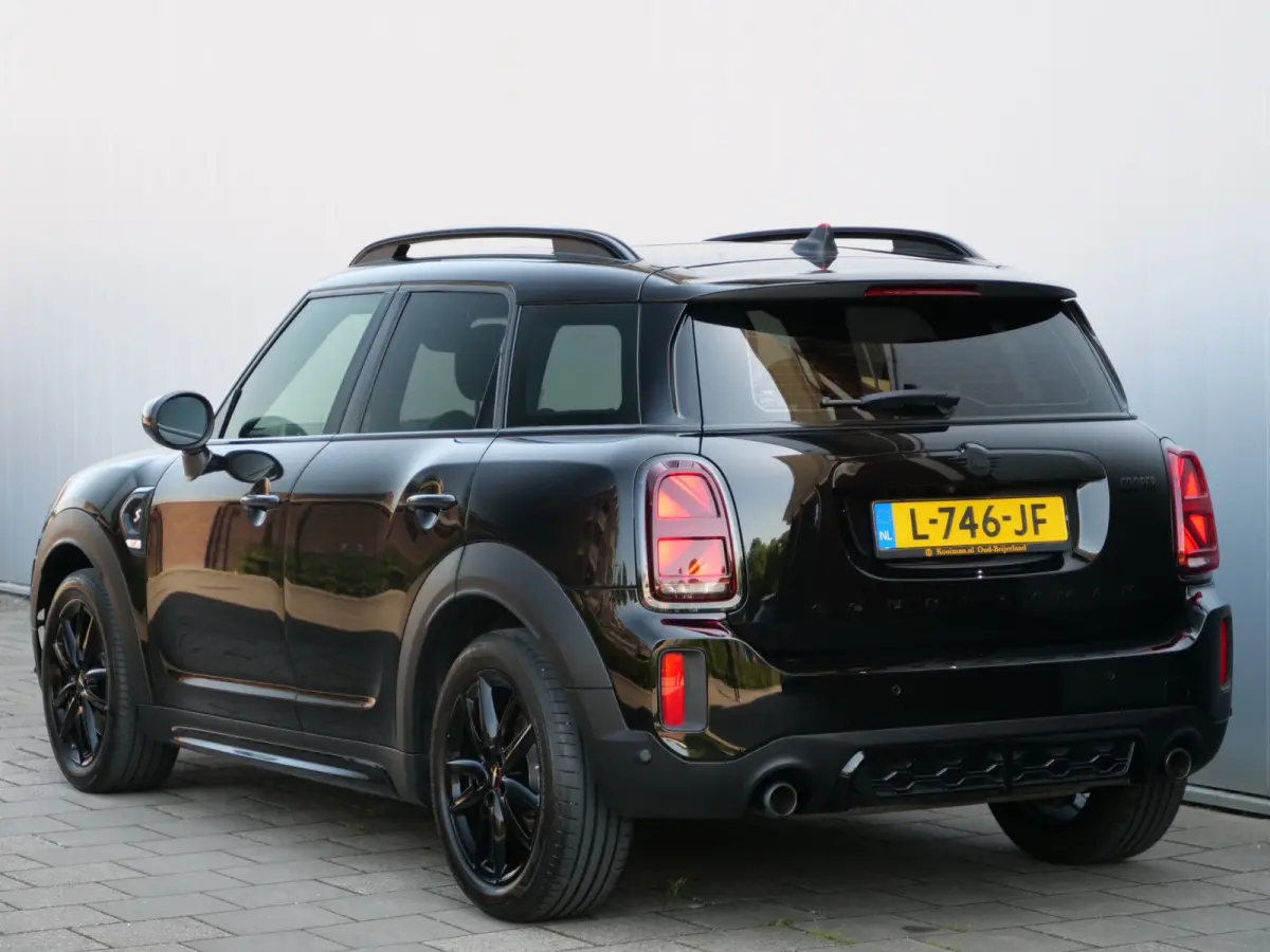 2.0 Cooper S John Cooper Works 179 Pk Automaat Navi / DAB / Apple Carplay / Camera