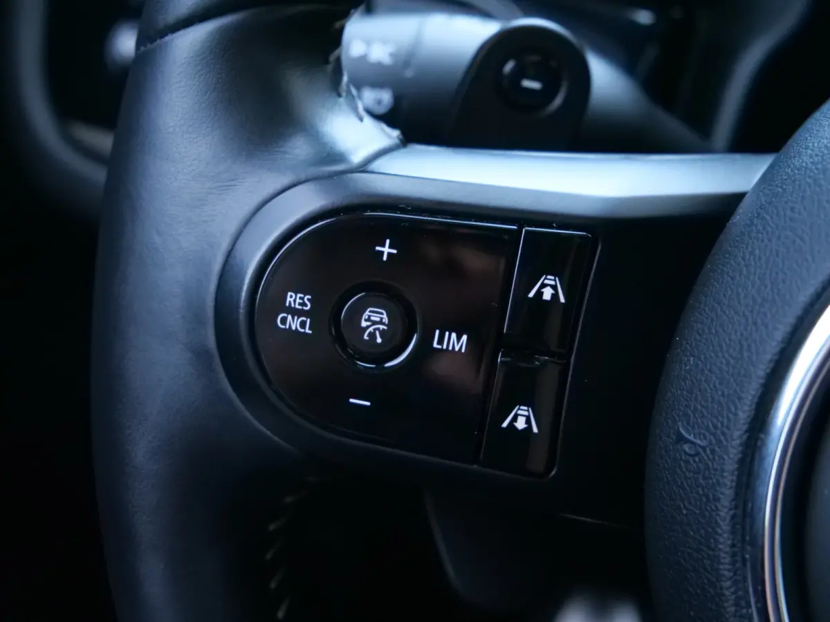 2.0 Cooper S John Cooper Works 179 Pk Automaat Navi / DAB / Apple Carplay / Camera