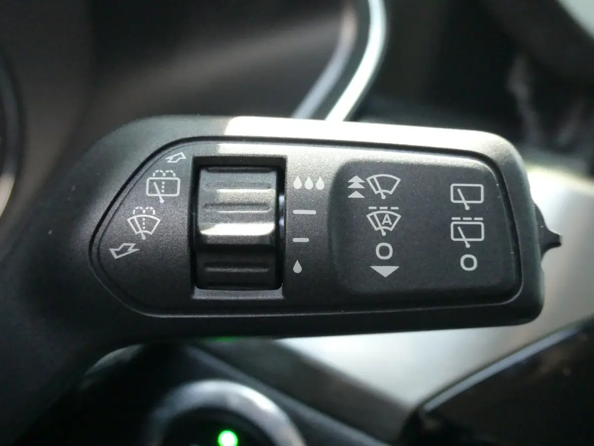 2.5 PHEV Titanium | CAMERA | ADAPTIVE CRUISE | DODEHOEKDETECTIE | STOEL+STUUR+VOORRUITVERWARMING | PARKEERSENSOREN V+A | ELEKTRISCHE ACHTERKLEP | LMV 18" | NAVI | APPLE CARPLAY / ANDRIOD AUT