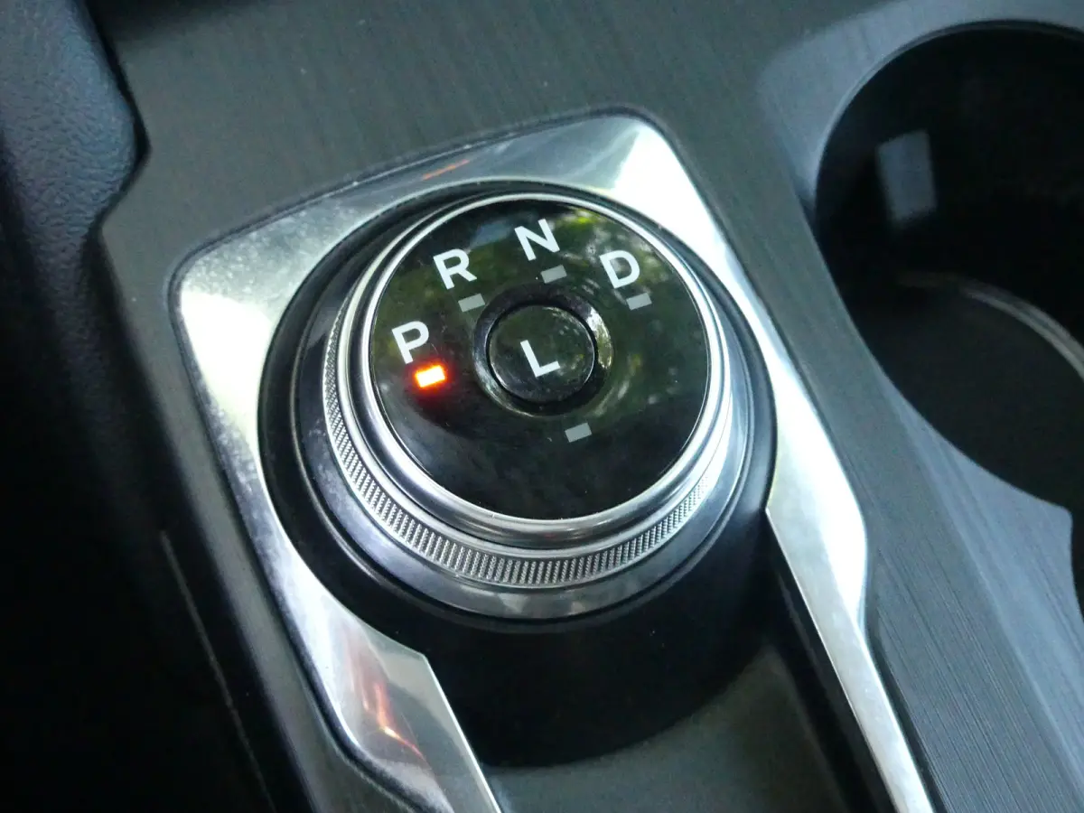 2.5 PHEV Titanium | CAMERA | ADAPTIVE CRUISE | DODEHOEKDETECTIE | STOEL+STUUR+VOORRUITVERWARMING | PARKEERSENSOREN V+A | ELEKTRISCHE ACHTERKLEP | LMV 18" | NAVI | APPLE CARPLAY / ANDRIOD AUT