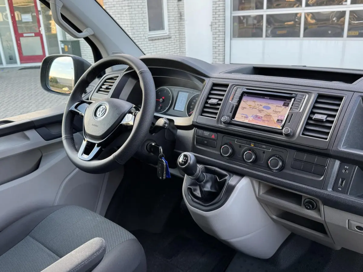 2.0 TDI Highline Trekhaak/Carplay/Navi/Cruise/Parkeersensor/18"