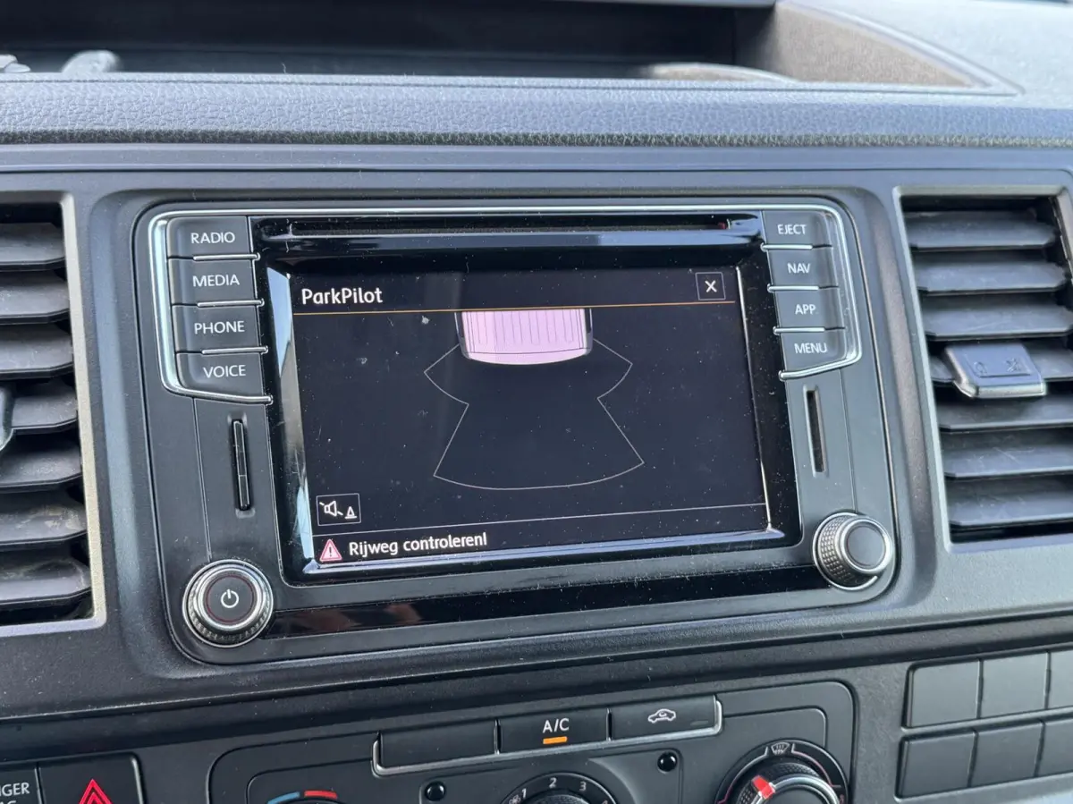 2.0 TDI Highline Trekhaak/Carplay/Navi/Cruise/Parkeersensor/18"