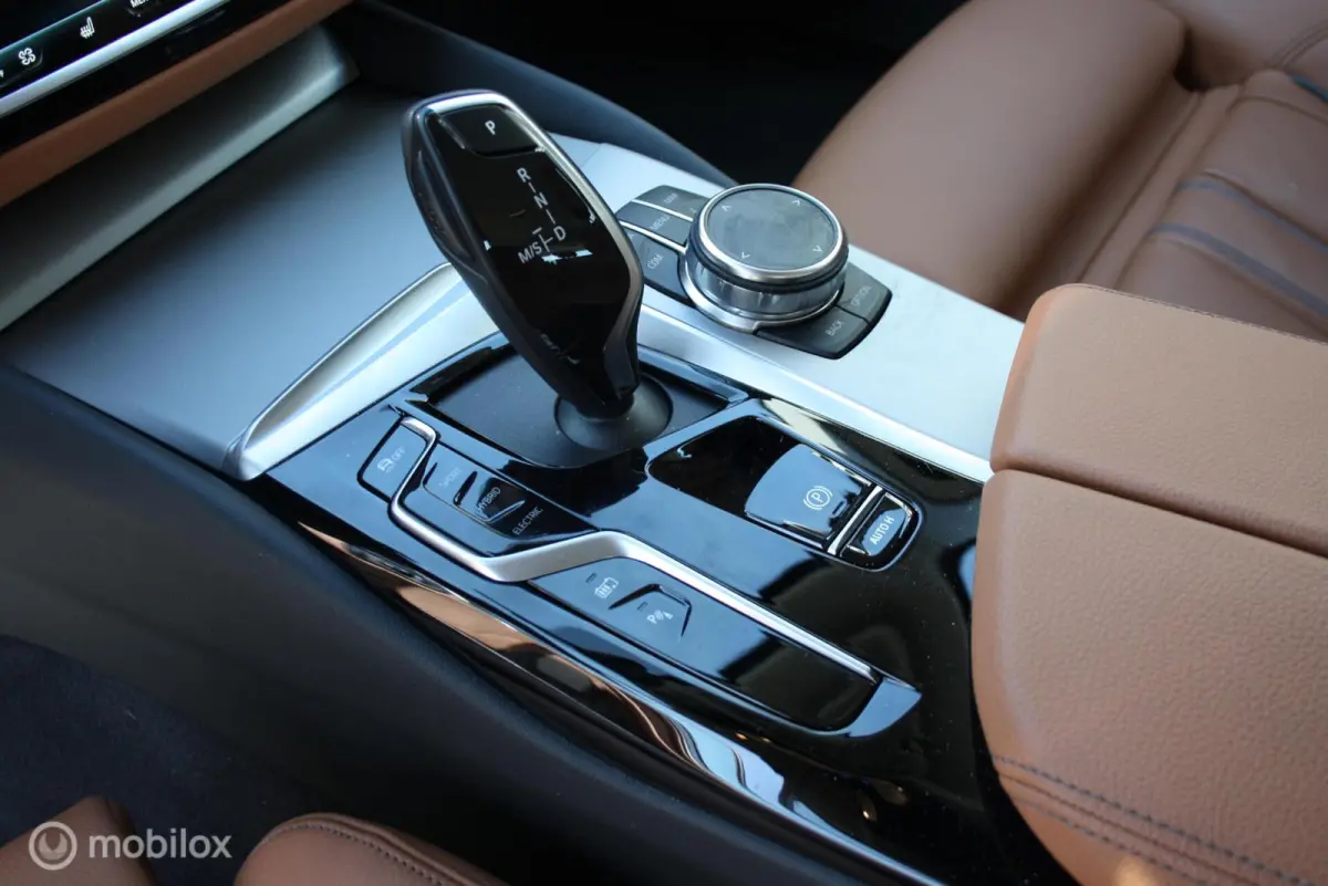 530e xDrive High Exe. , Comfort stoel, head-up, 29.000 KM!