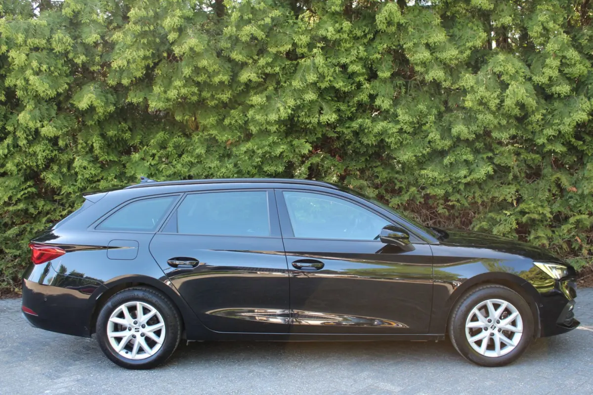 1.0 TSI Style Business Intense 110PK | Panoramadak | Parkeercamera | Apple/Android Carplay | Trekhaak