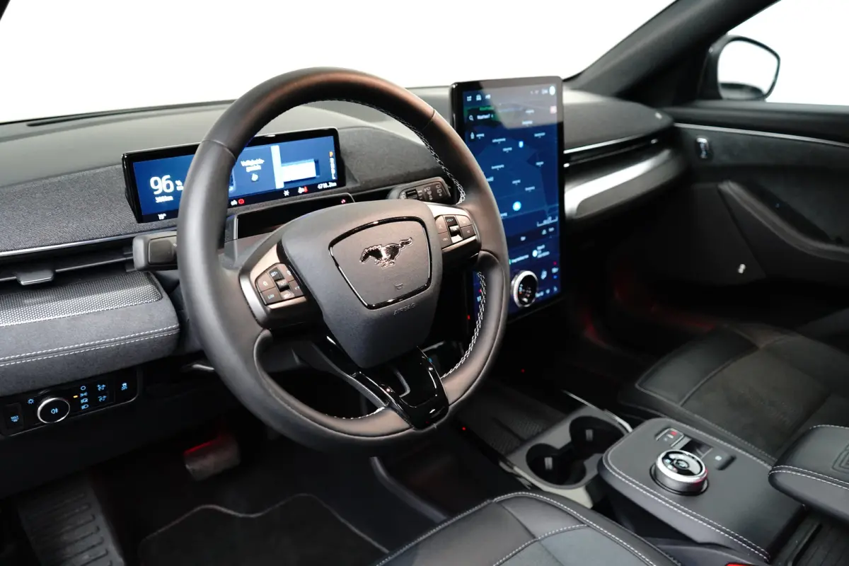 GT AWD 98kw | Panorama Dak | Memory | B&O | LED | Winter Pack | Clima | 360 Camera | Adaptive Cruise | Leder/Alcantara