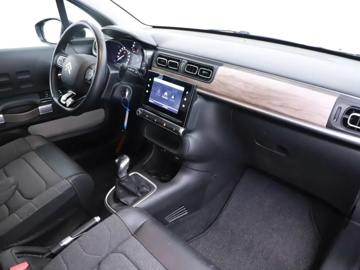 1.2 Shine Navi/Led/Ecc/Lmv/CarPlay H.Leder/Two-Tone