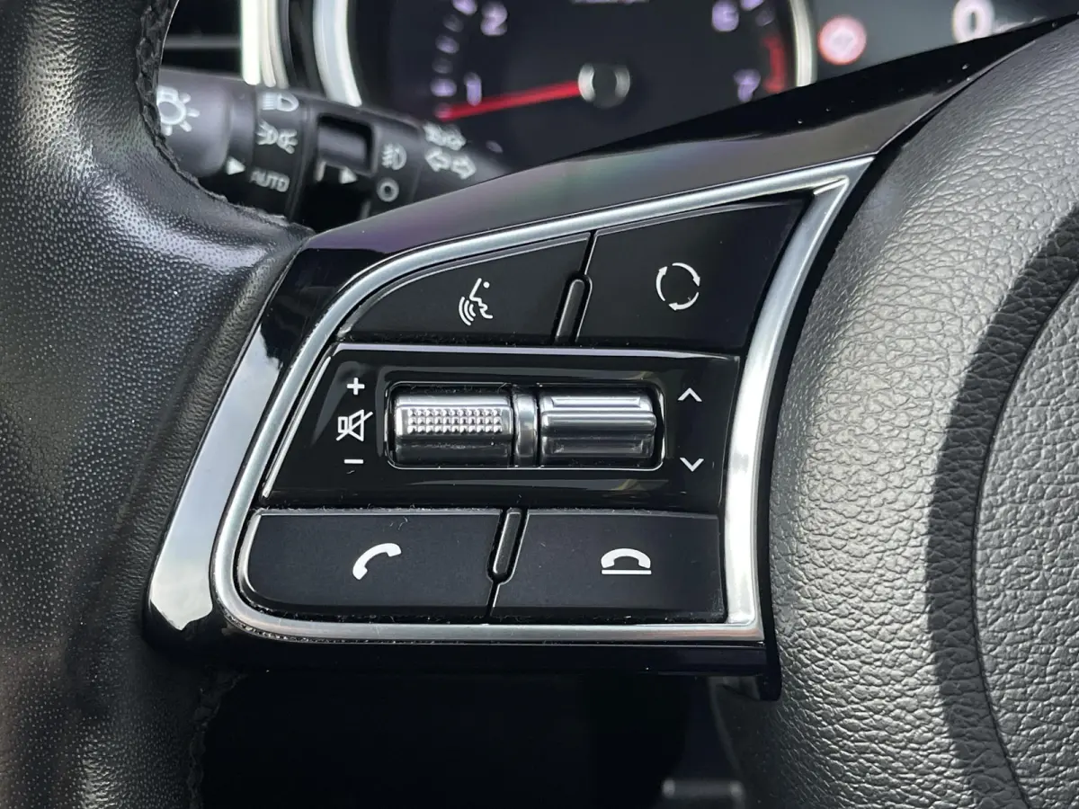 1.4 T-GDi ExecutiveLine | Trekhaak | Navi | Clima | Camera | JBL | Cruise Control