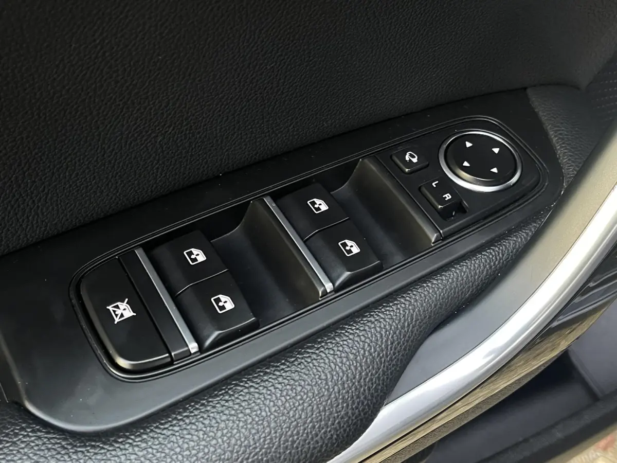 1.4 T-GDi ExecutiveLine | Trekhaak | Navi | Clima | Camera | JBL | Cruise Control