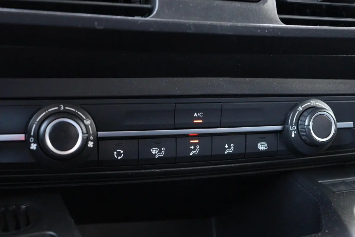 bestel 1.5 BlueHDI XL l L2H1 l NAVI l AIRCO l CAMERA l LANE KEEPING