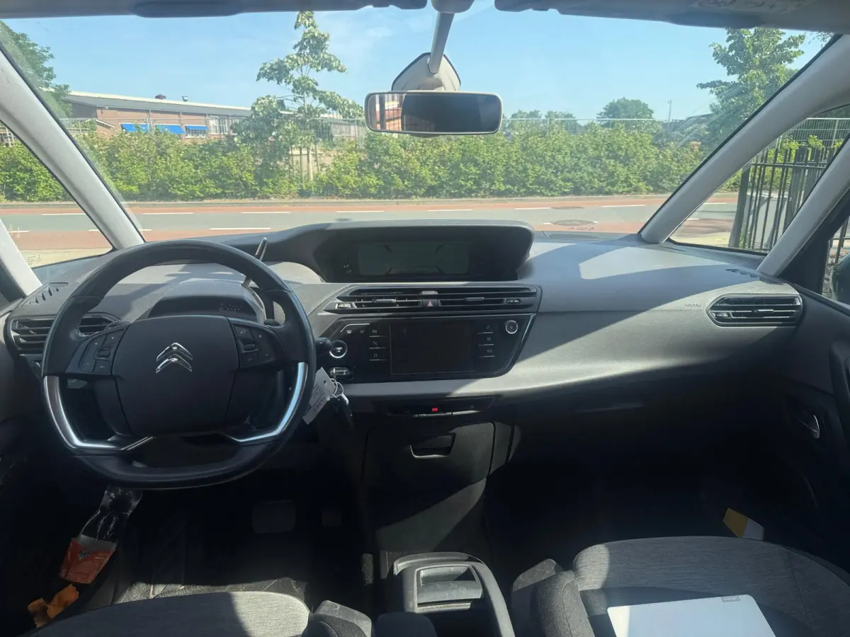1.2 PureTech Selection Carplay Trekhaak Automaat!