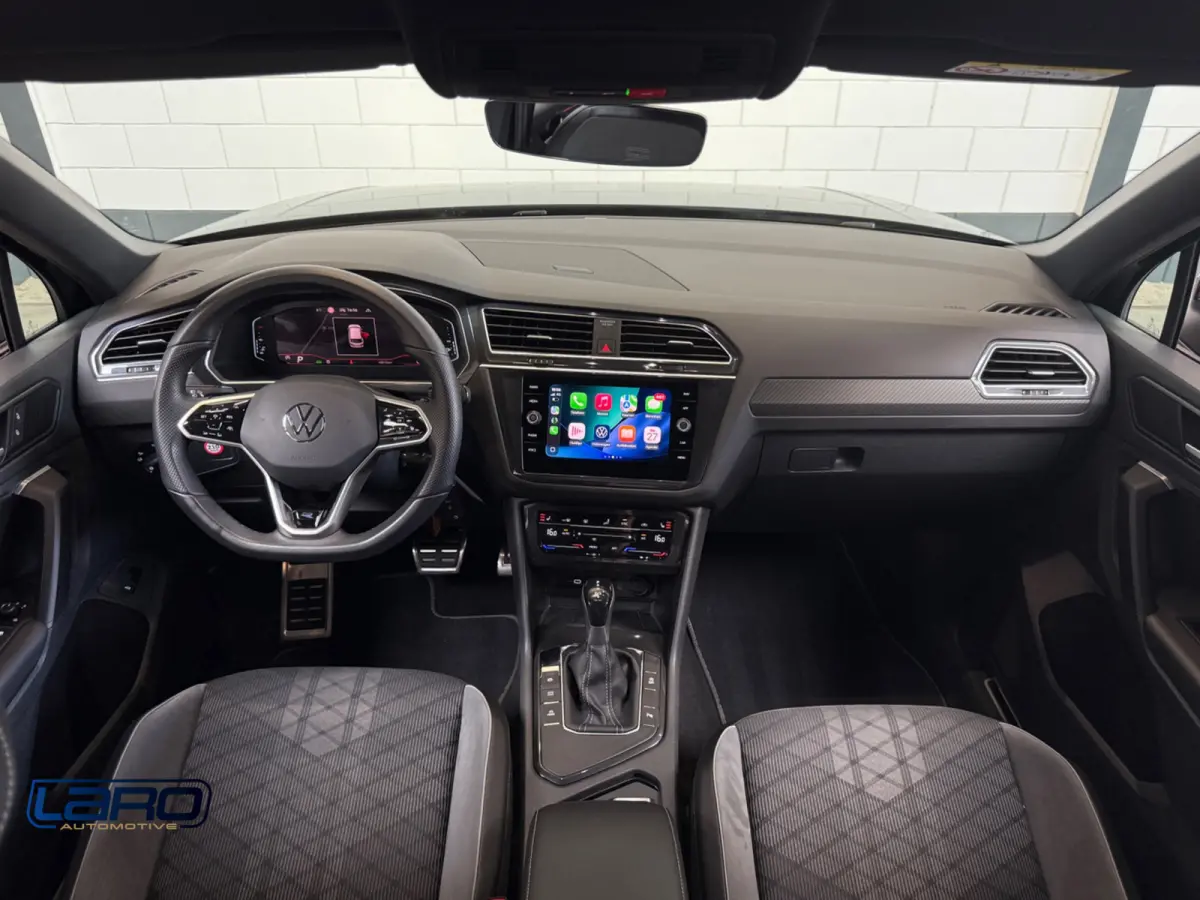1.5 TSI R-Line |Trekhaak IQ.Lights Camera Sfeer CarPlay Elek kofferklep