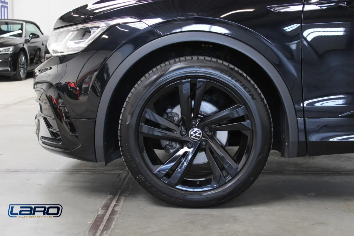1.5 TSI R-Line |Trekhaak IQ.Lights Camera Sfeer CarPlay Elek kofferklep