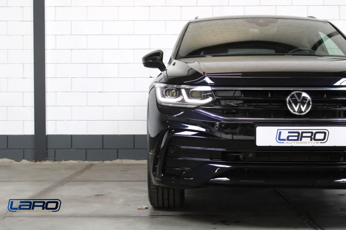 1.5 TSI R-Line |Trekhaak IQ.Lights Camera Sfeer CarPlay Elek kofferklep