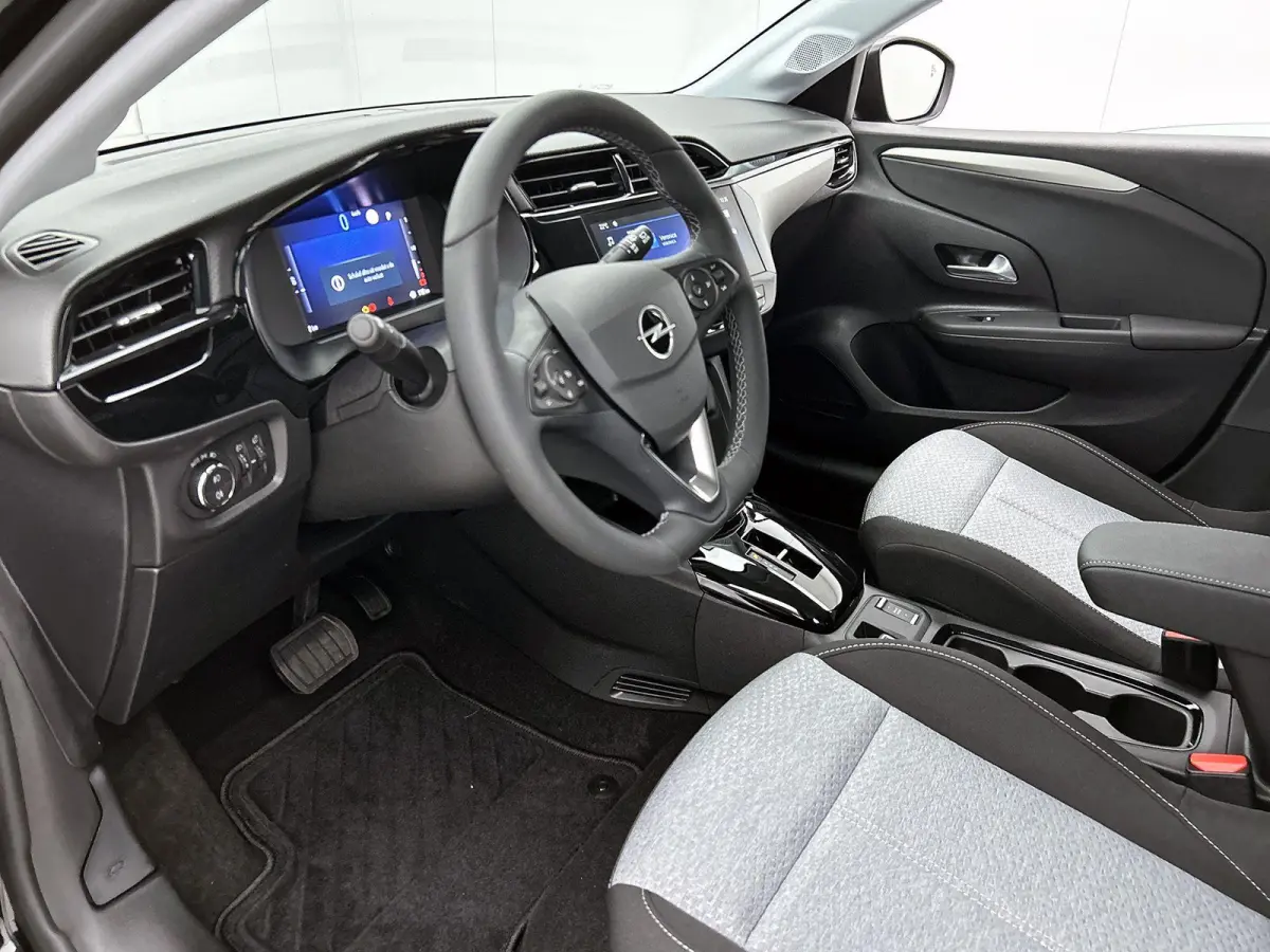 1.2 110pk Hybrid Edition Automaat | Camera | Winterpakket | Comfort pakket | Technology Pakket | 16"LMV | LED |