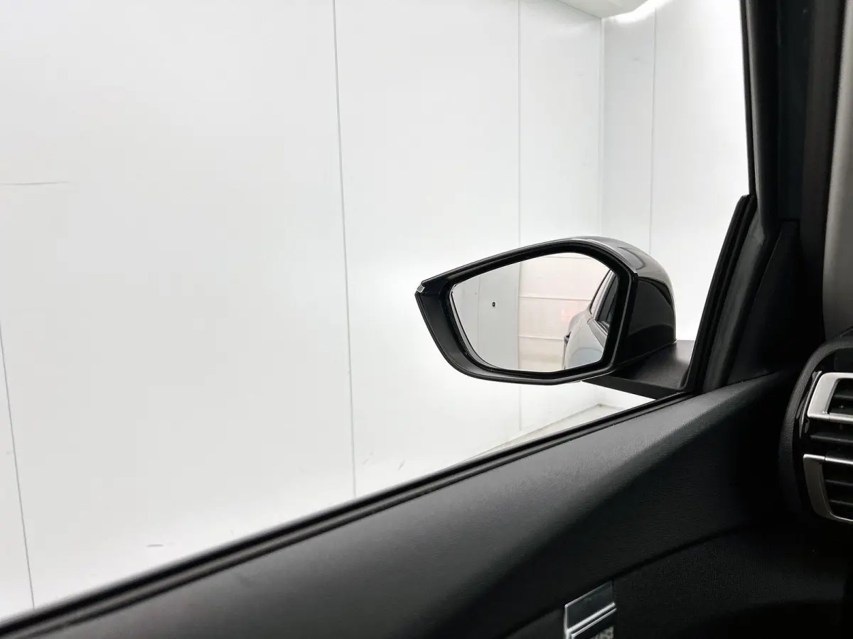 You 136pk 50 kWh automaat | 3 Fase | Warmtepomp | Apple Carplay/Android Auto | Climate Control | Full-LED | Parkeersensoren |