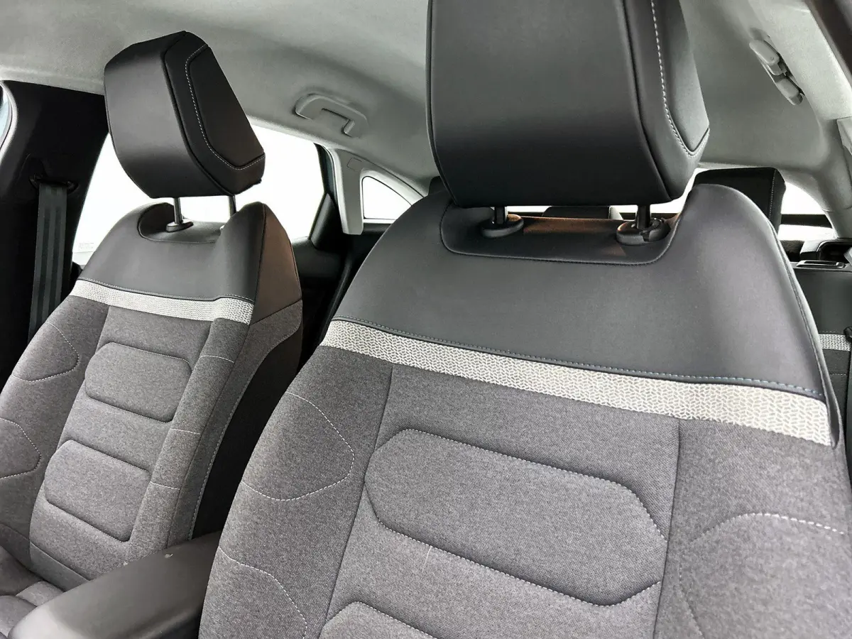 You 136pk 50 kWh automaat | 3 Fase | Warmtepomp | Apple Carplay/Android Auto | Climate Control | Full-LED | Parkeersensoren |
