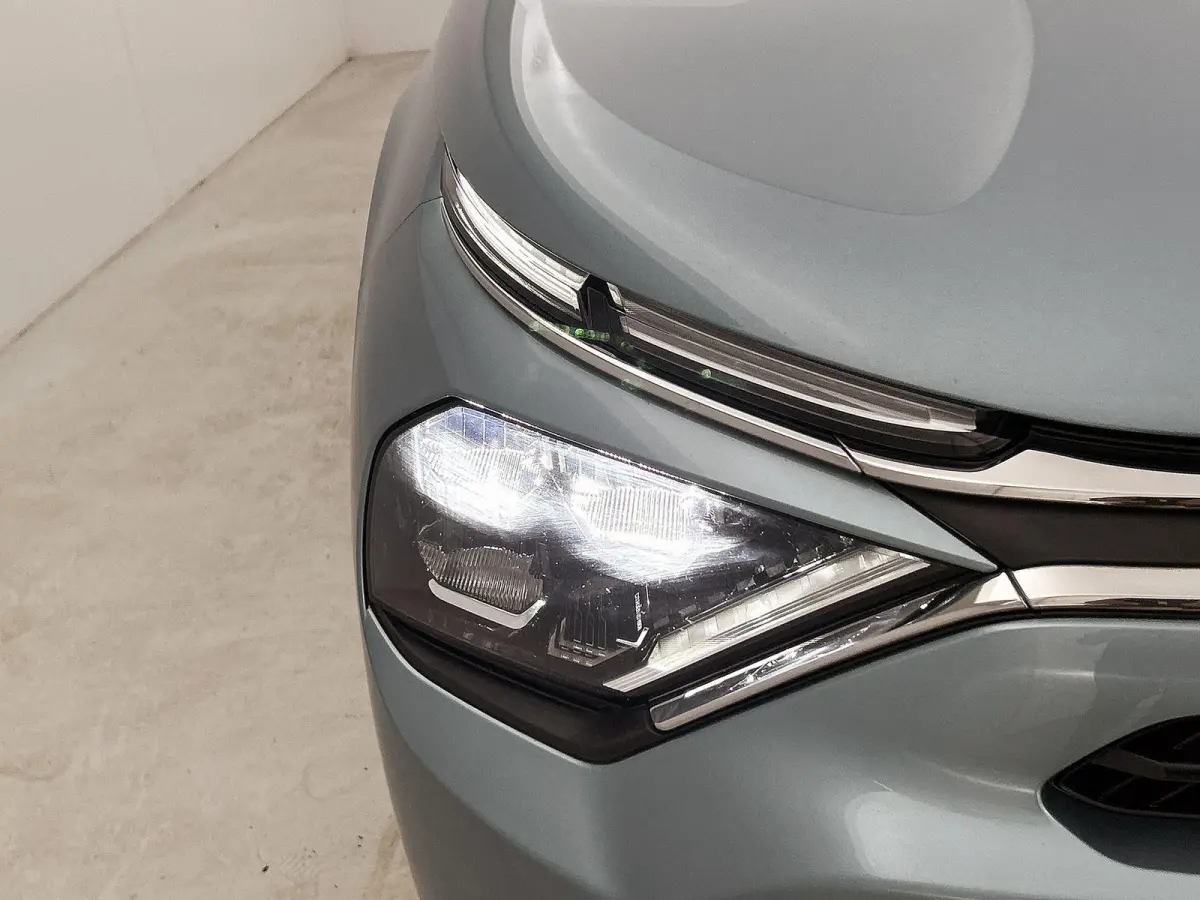 You 136pk 50 kWh automaat | 3 Fase | Warmtepomp | Apple Carplay/Android Auto | Climate Control | Full-LED | Parkeersensoren |