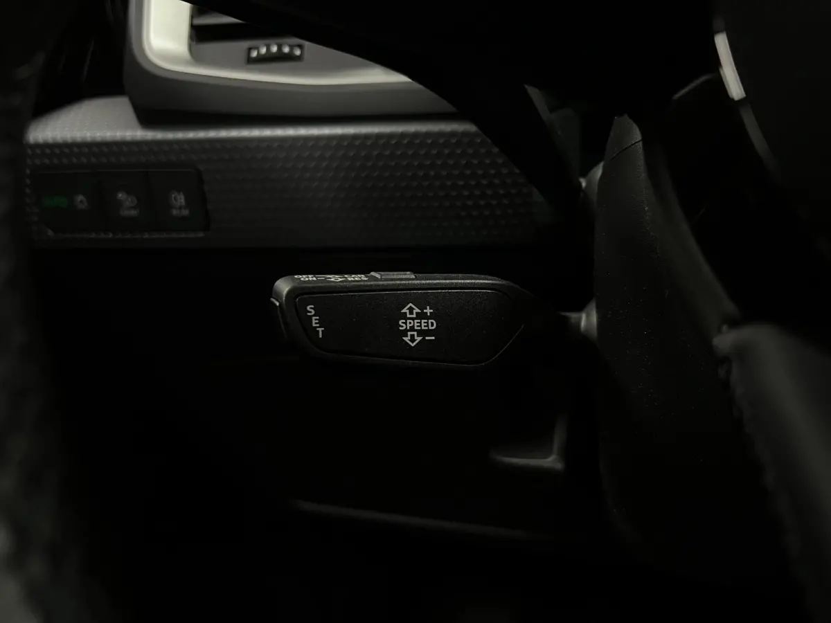 TFSI Pro Line | Clima | Cruise | LED