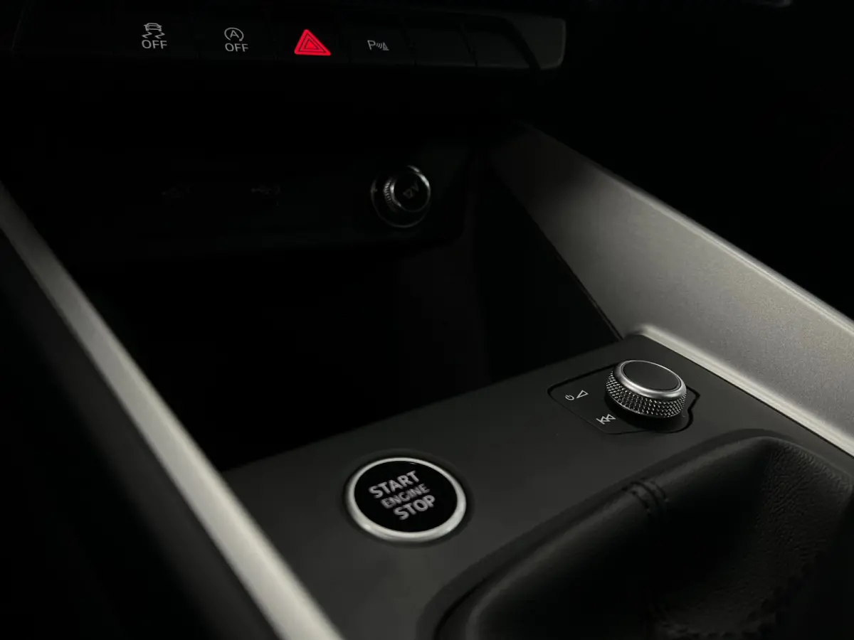 TFSI Pro Line | Clima | Cruise | LED