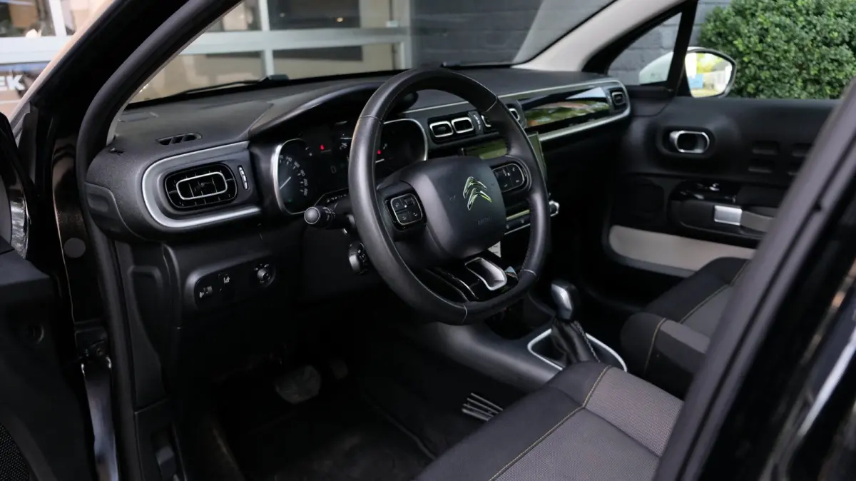 1.2 PureTech S&S Shine Carplay|Camera|Pano|Motor gereviseerd