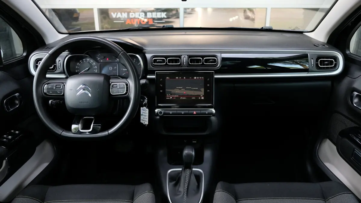 1.2 PureTech S&S Shine Carplay|Camera|Pano|Motor gereviseerd