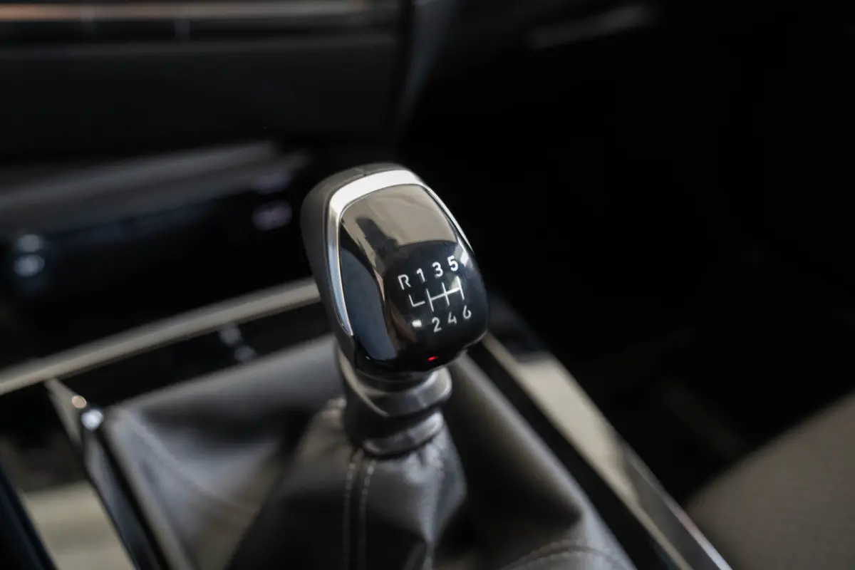 1.2 Turbo Edition | Tot 8 Jaar Garantie! | Navigatie | Camera | Parkeersensoren | Climate Controle | Stoel en Stuurverwarming |