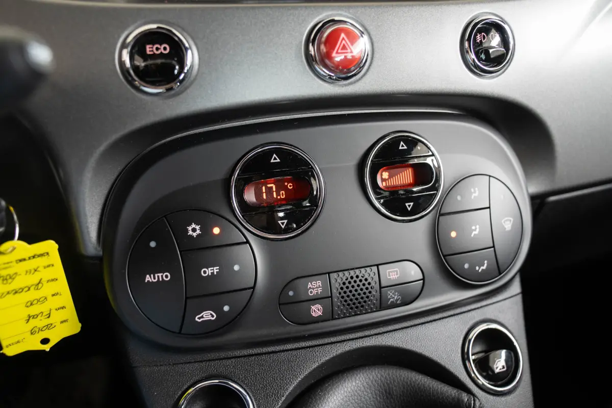 0.9 TwinAir Turbo Sport | Origineel Matt lak | Navigatie | Climate Controle | Parkeersensoren | Cruise Controle |