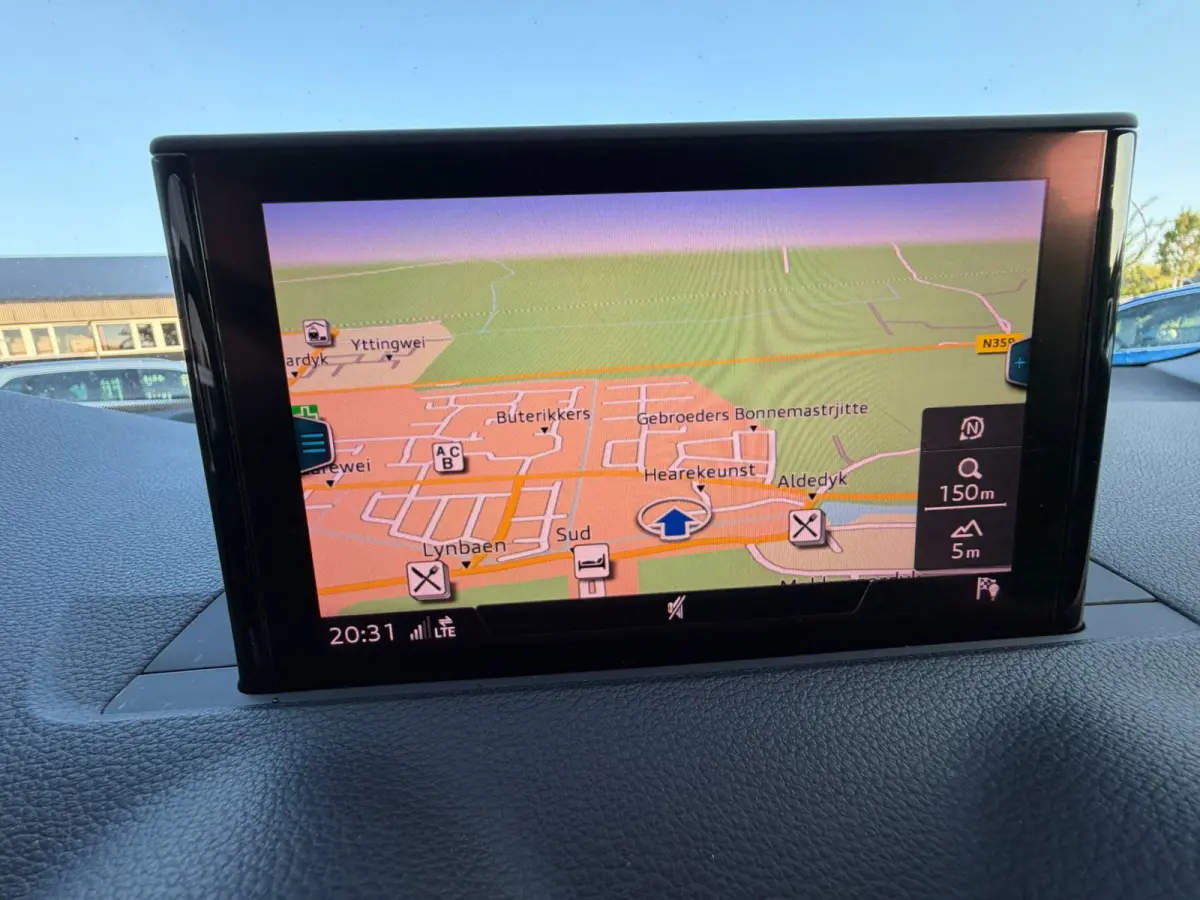 35 TFSI S Edition / Led / Cruise / Navi / Sport.