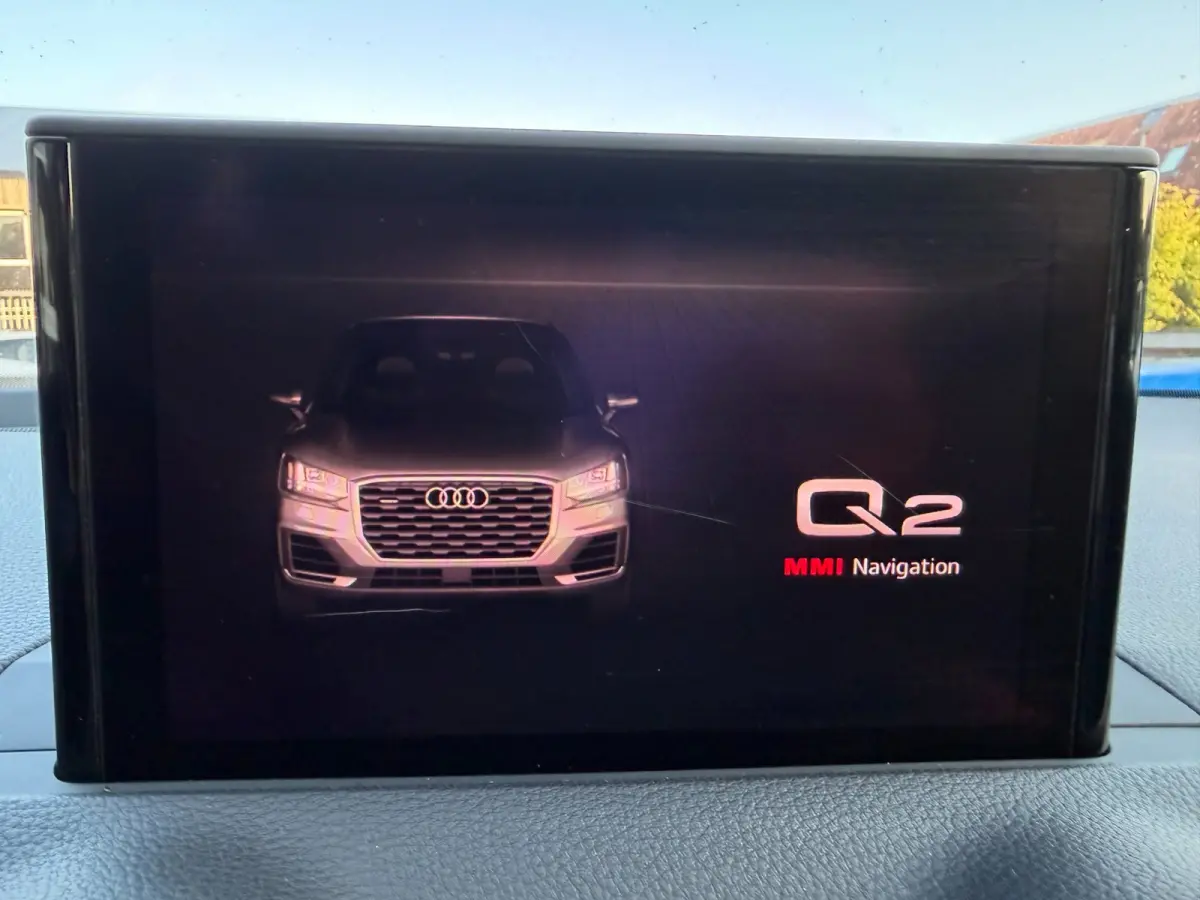35 TFSI S Edition / Led / Cruise / Navi / Sport.