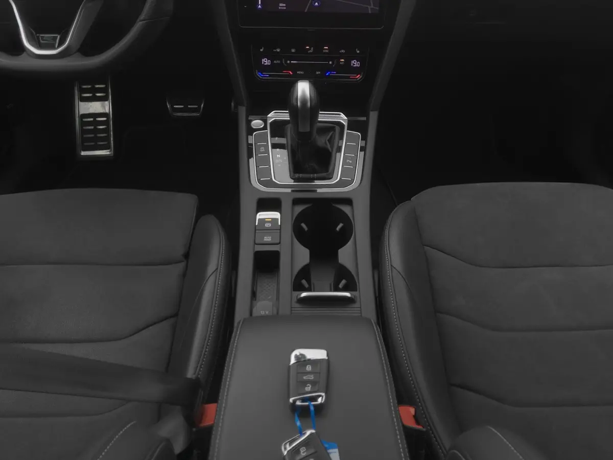 2.0 TSI 190 PK DSG-7 R-Line Business+ | CAMERA | ADAPTIVE | STOELVERWARMING