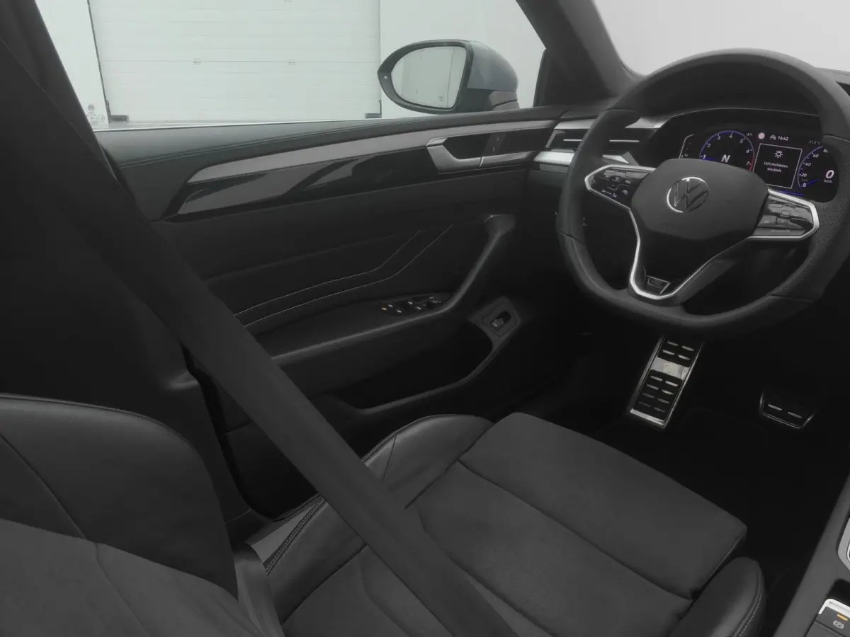 2.0 TSI 190 PK DSG-7 R-Line Business+ | CAMERA | ADAPTIVE | STOELVERWARMING