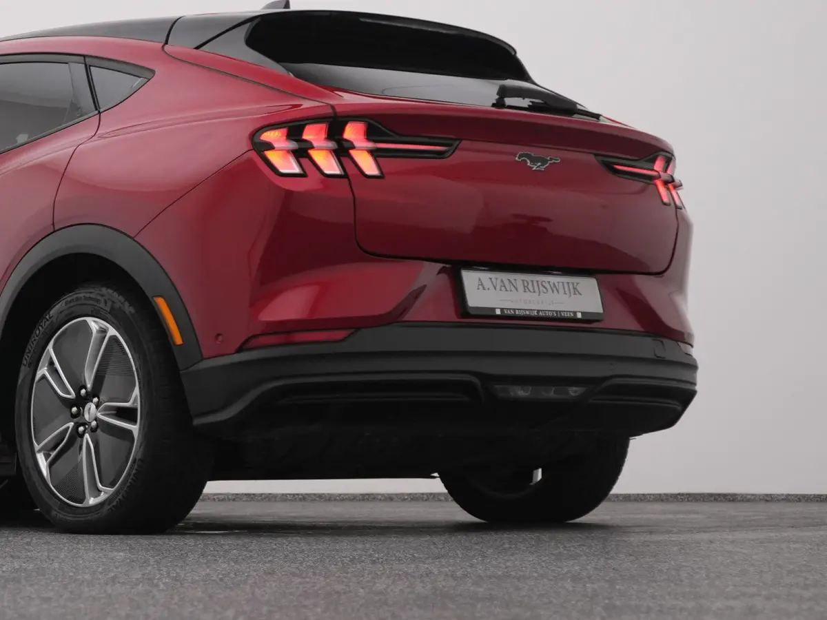 Standard RWD 75 kWh | 360° | ADAPTIVE | KEYLESS | STOEL- EN STUURVERW.