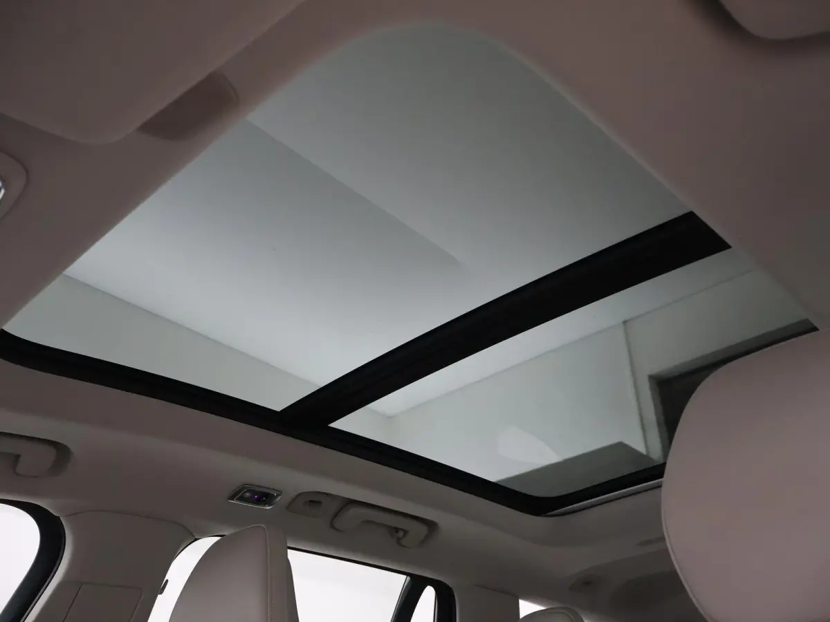 2.0 T8 TWIN ENGINE INSCRIPTION + TREKHAAK | BOWERS & WILKINS | 360 CAMERA | PANORAMA | ADAPTIVE CRUISE