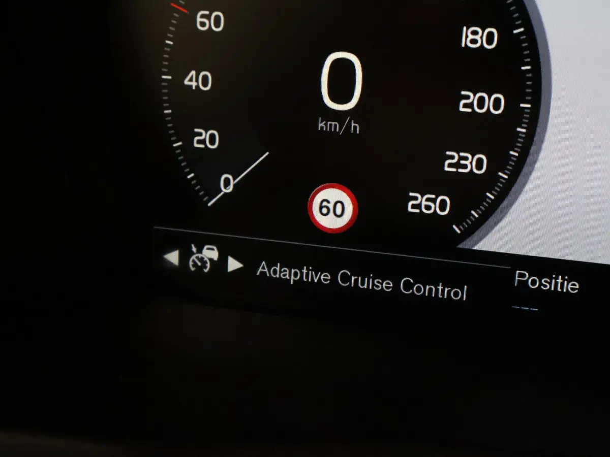 2.0 T8 TWIN ENGINE INSCRIPTION + TREKHAAK | BOWERS & WILKINS | 360 CAMERA | PANORAMA | ADAPTIVE CRUISE