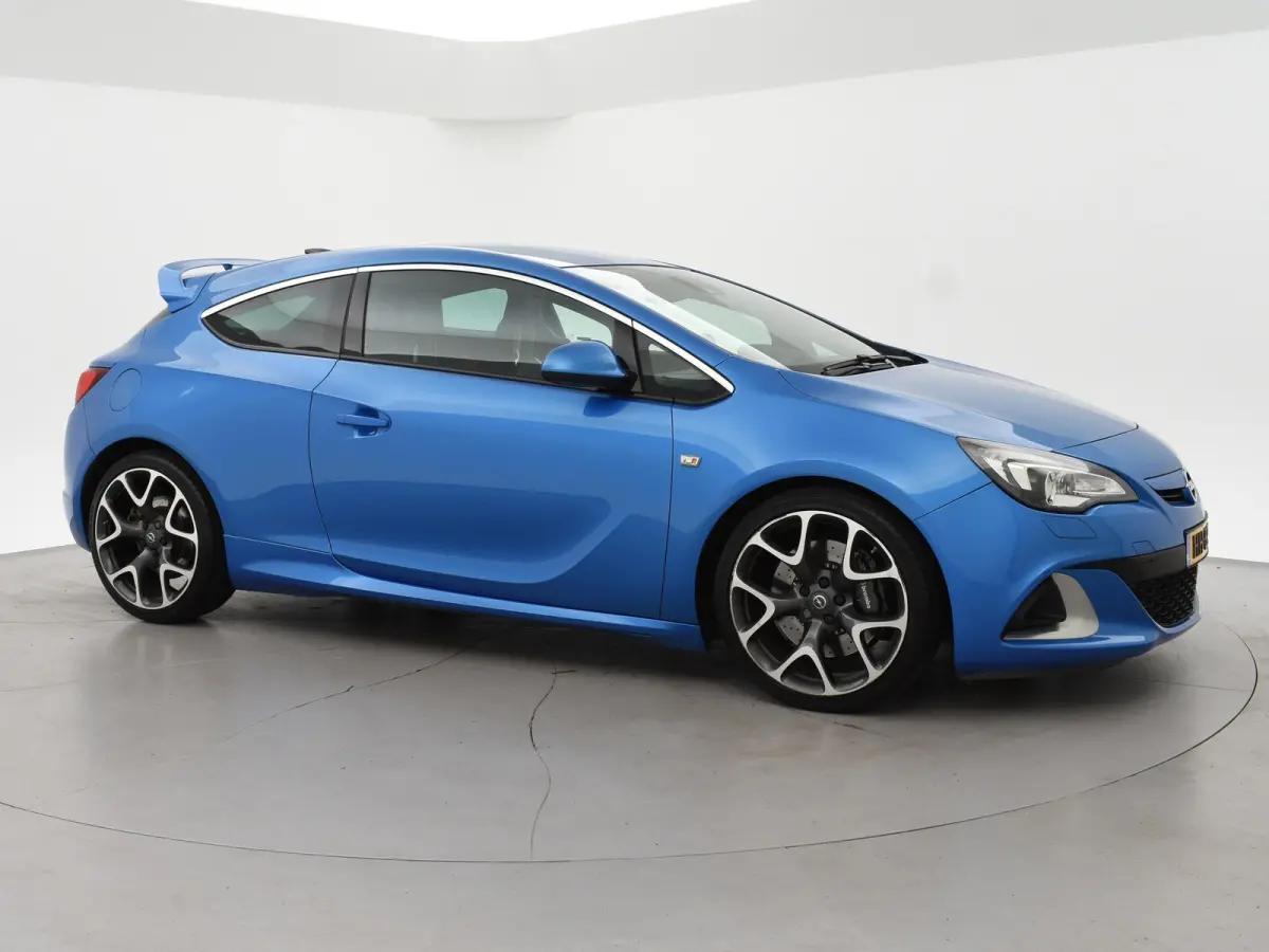 2.0 TURBO OPC 280 PK - ORIG. NL | RECARO | BREMBO | INFINITY AUDIO | LEDER | 20 INCH | STUUR/STOELVERW.