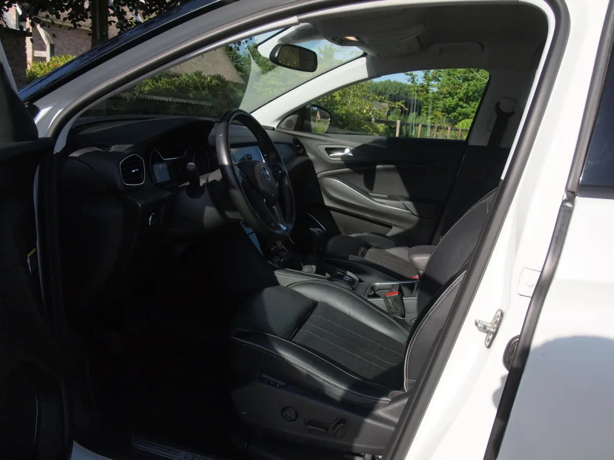 1.2 Turbo Ultimate | Apple Carplay | Cruise Control | Parkeersensoren | Leder-pakket |