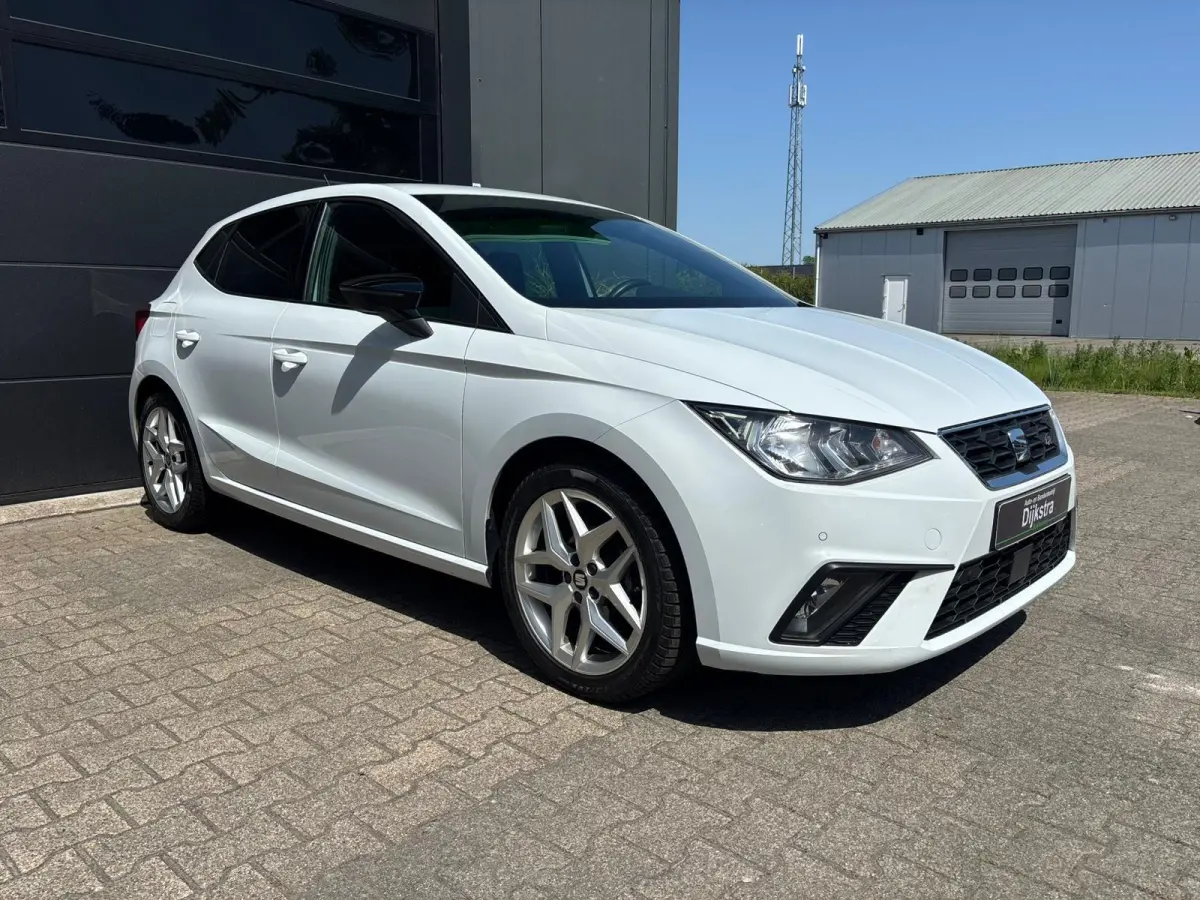 1.0 TSI FR Business Intense |Climate Control | AppleCarPlay/AndroidAuto | Adaptieve Cruise Control |