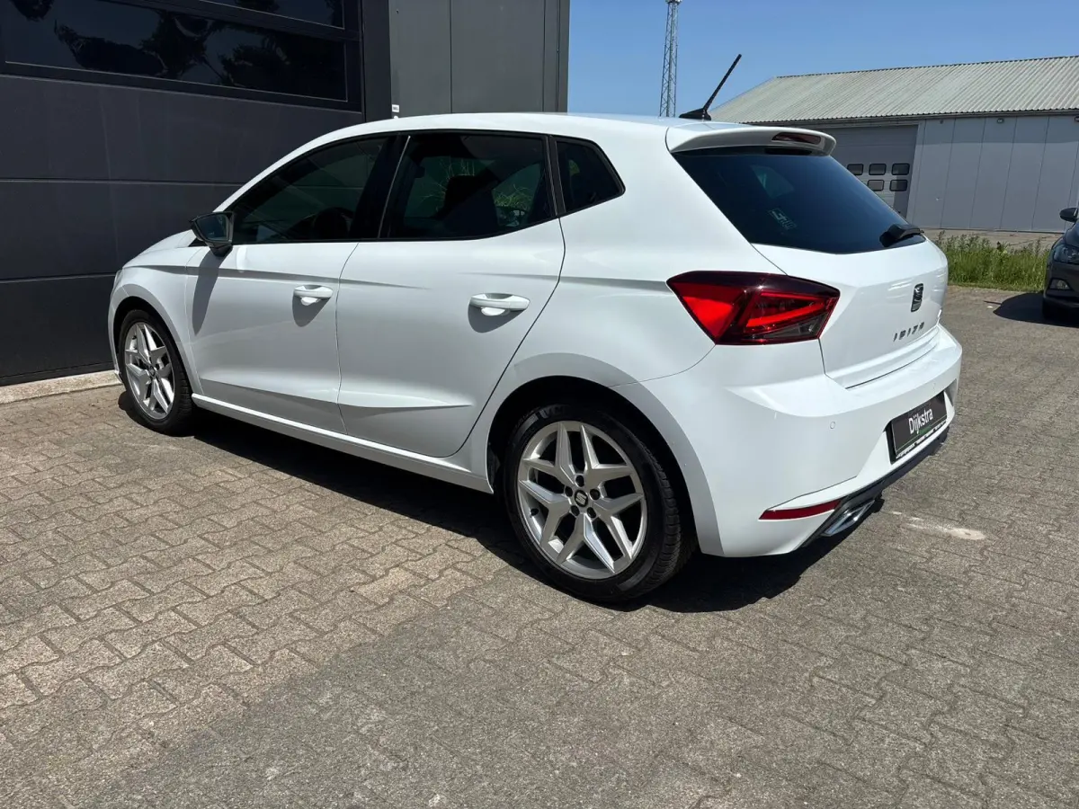 1.0 TSI FR Business Intense |Climate Control | AppleCarPlay/AndroidAuto | Adaptieve Cruise Control |