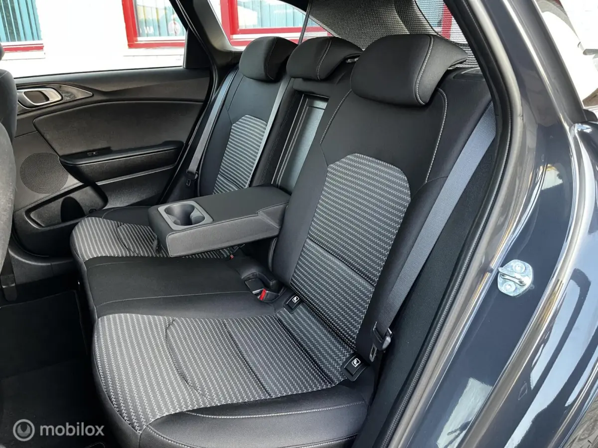 1.5 T-GDi AUTOMAAT/NAVI/CAMERA/140PK