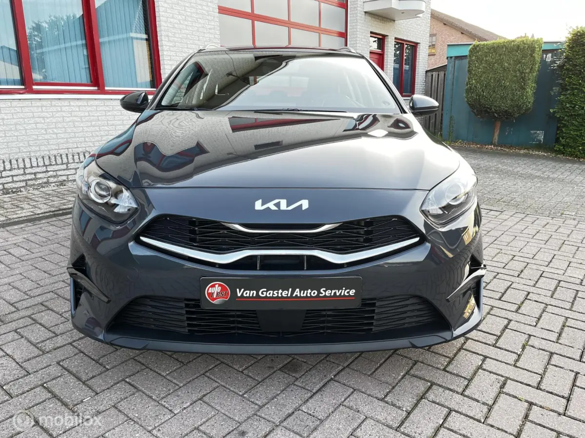 1.5 T-GDi AUTOMAAT/NAVI/CAMERA/140PK