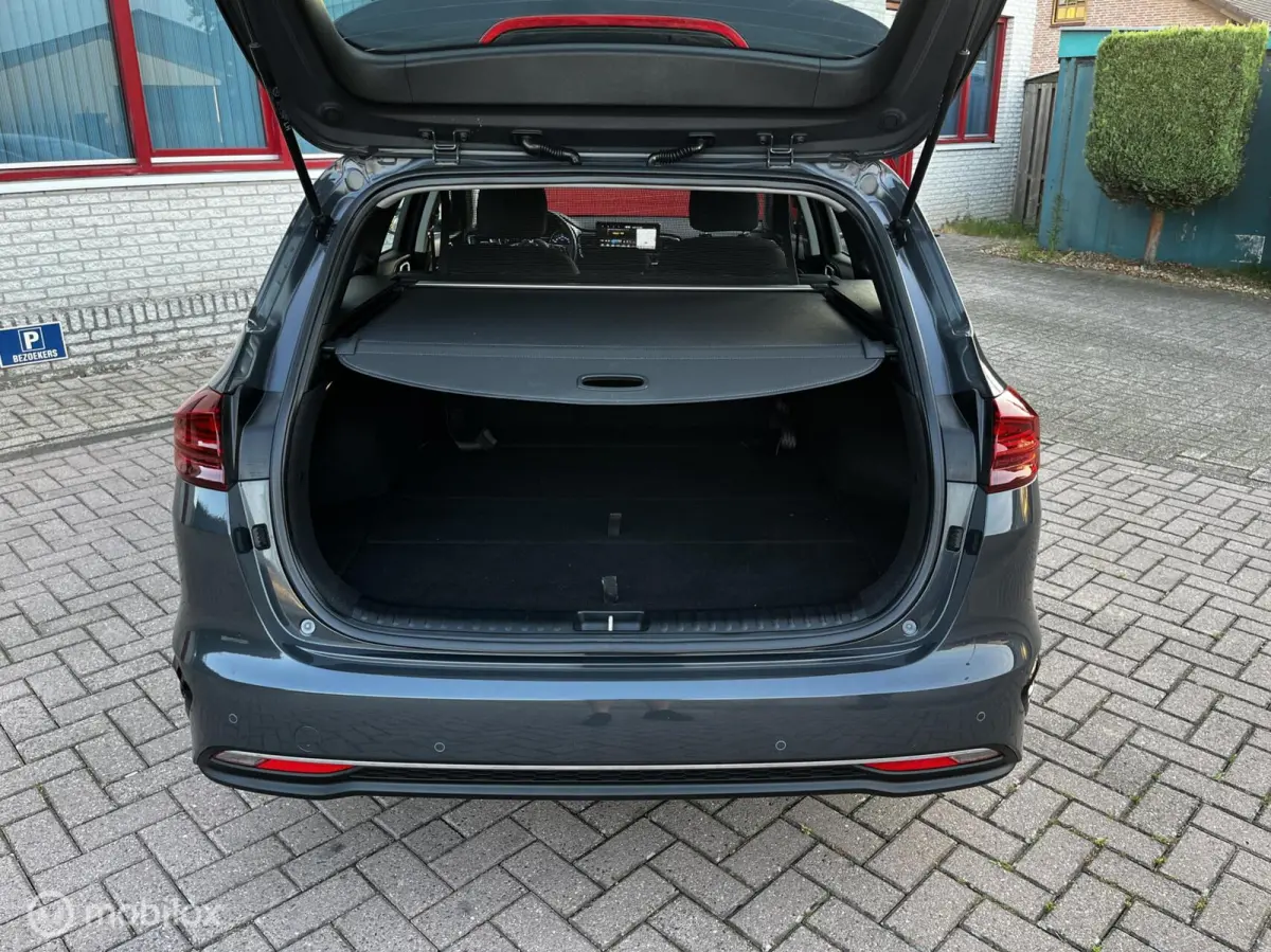 1.5 T-GDi AUTOMAAT/NAVI/CAMERA/140PK
