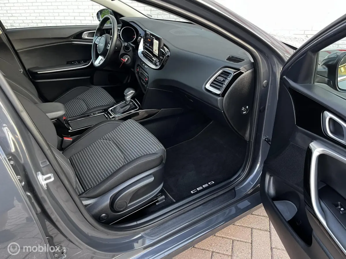 1.5 T-GDi AUTOMAAT/NAVI/CAMERA/140PK