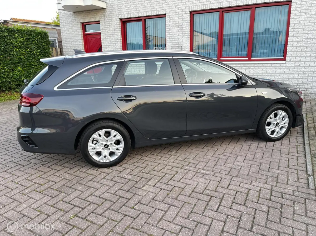 1.5 T-GDi AUTOMAAT/NAVI/CAMERA/140PK