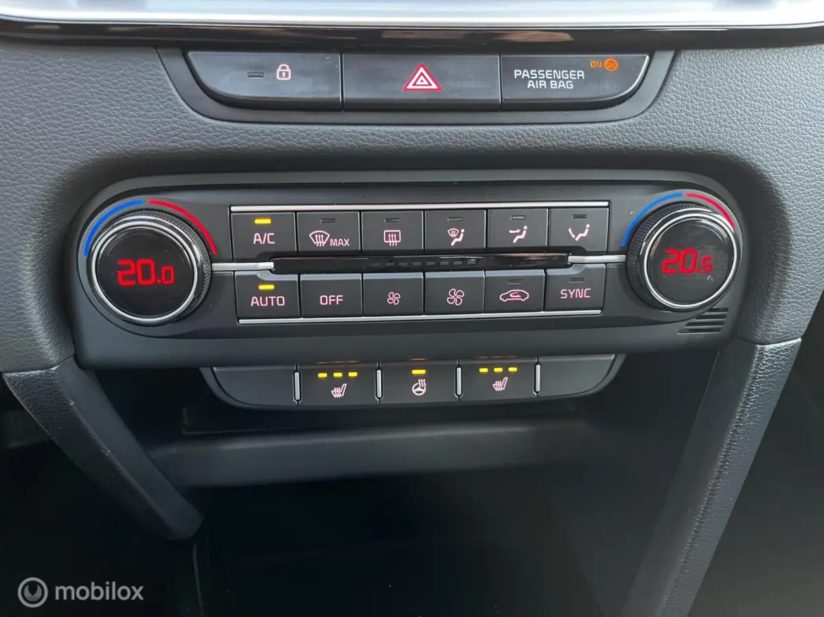 1.5 T-GDi AUTOMAAT/NAVI/CAMERA/140PK