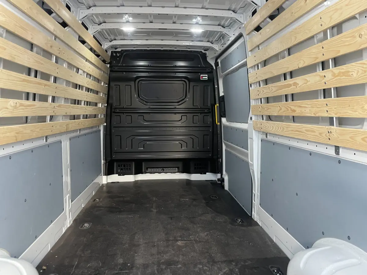 35 2.0 TDI L4H3 NAVI AIRCO 140 PK AUTOMAAT CARPLAY