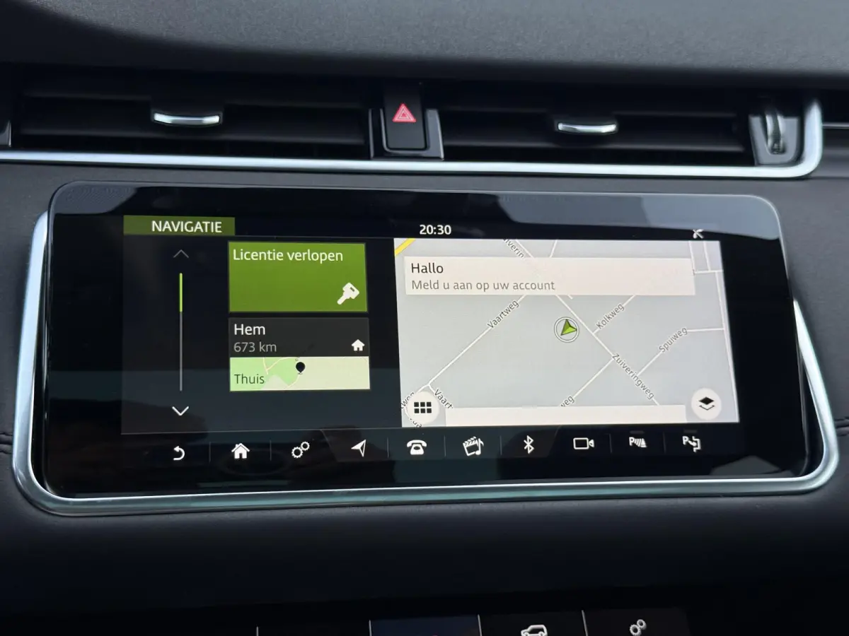 2.0 P200 AWD R-Dynamic SE 1e Eigenaar|Navi|Clima|Pano|Cruise|Camera|PDC P+A|Carplay|Stoelverw|Leder|Nieuwe APK bij aflevering