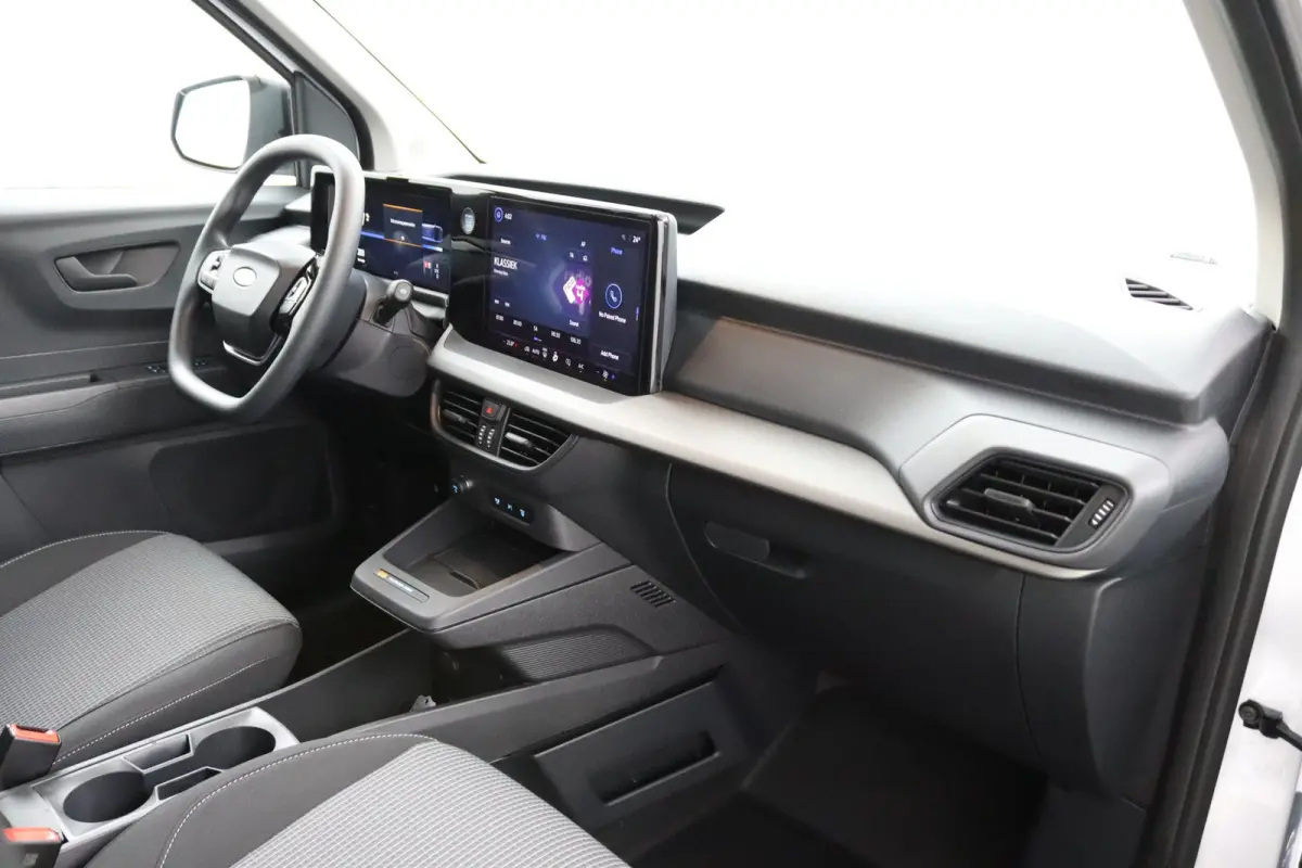 Trend 44 kWh | Trekhaak | Voorraad! | DAB | Cruise Control | Camera | CarPlay/Android Auto