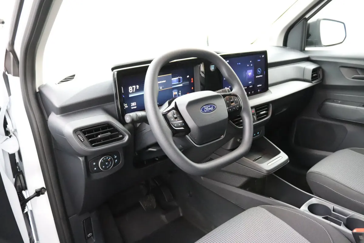 Trend 44 kWh | Trekhaak | Voorraad! | DAB | Cruise Control | Camera | CarPlay/Android Auto
